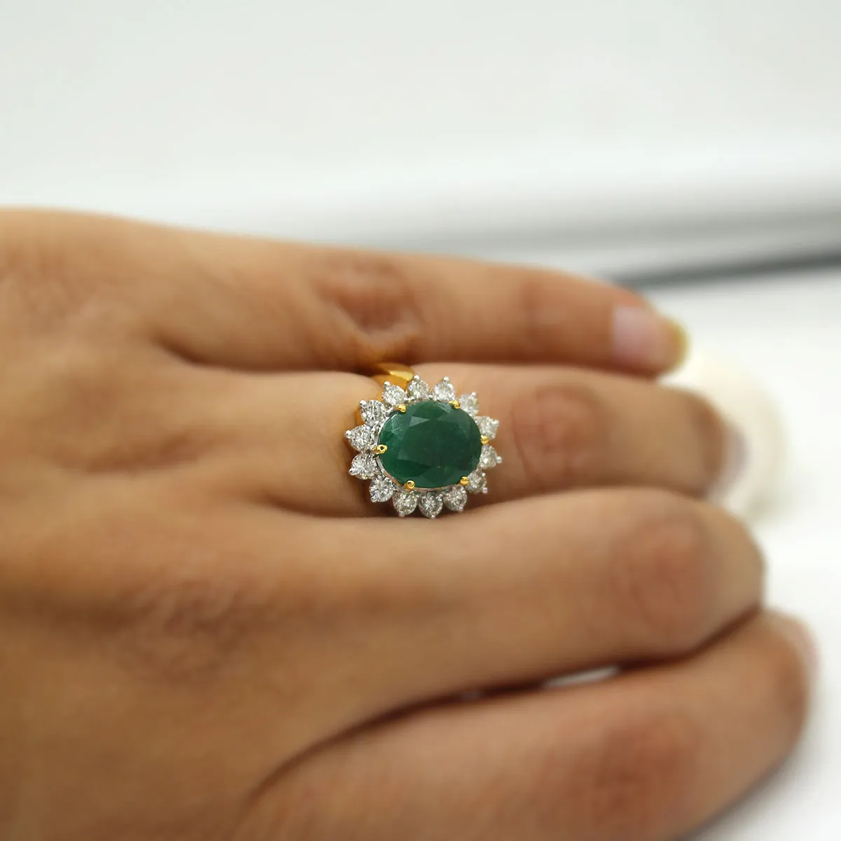 14k Solid Yellow Gold Natural Emerald Fine Diamond Ring