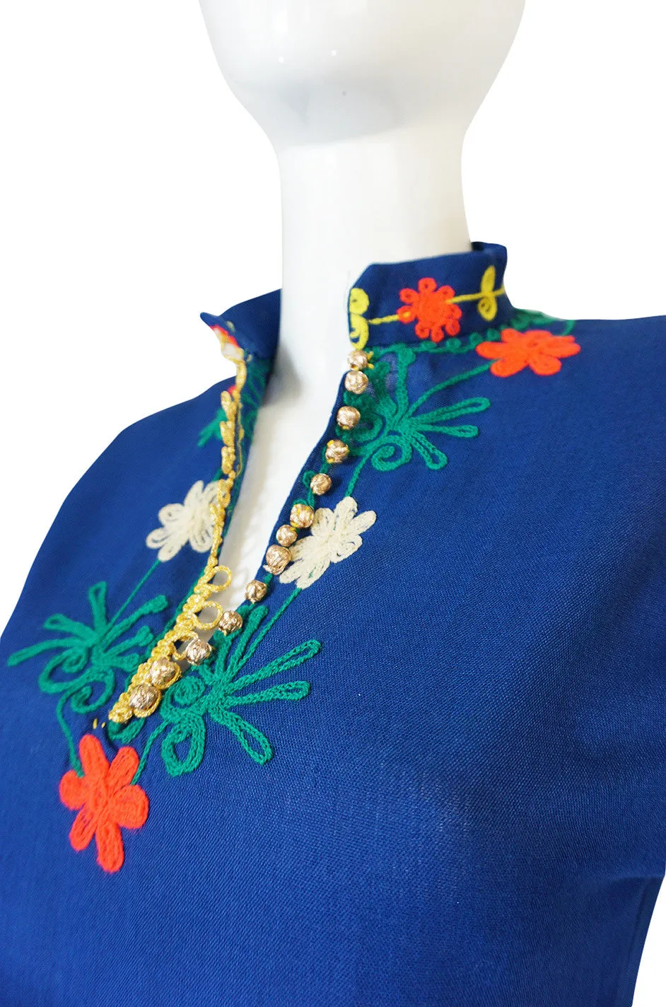 1960s Arts & Crafts Yarn Embroidered Blue Cotton Caftan