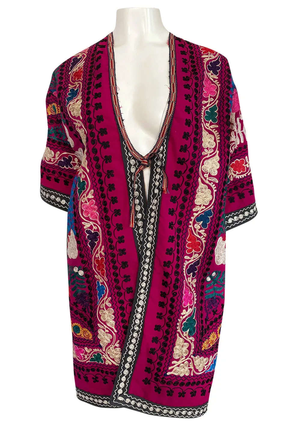1970s Unlabeled Vintage Suzani Hand Embroidered Pink Open Front Coat