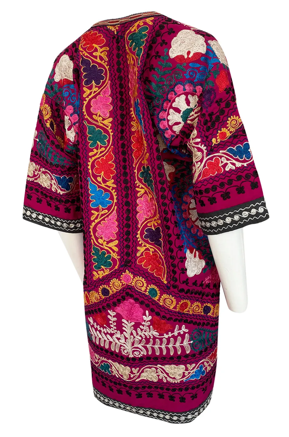 1970s Unlabeled Vintage Suzani Hand Embroidered Pink Open Front Coat