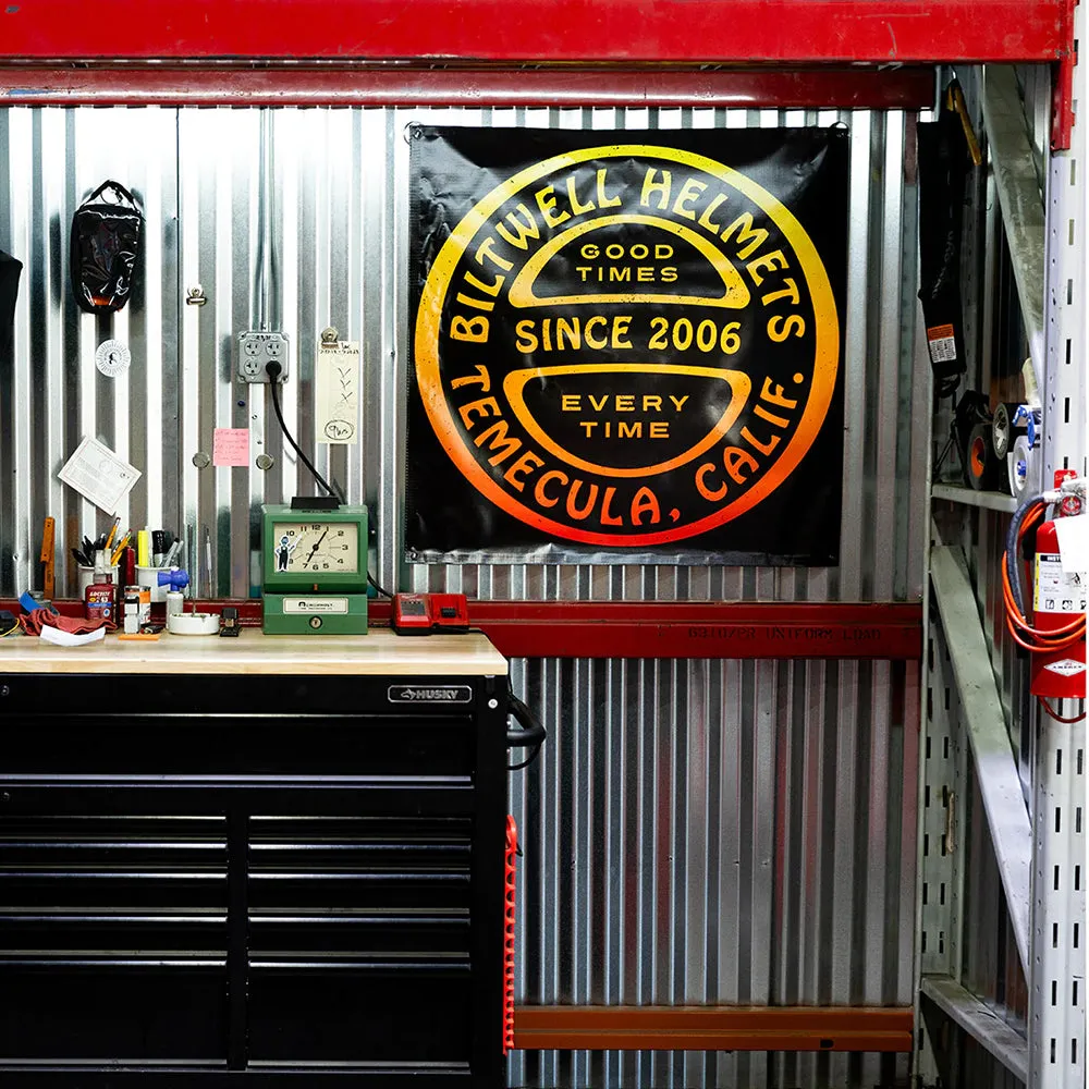 BILTWELL SHOP BANNER GOOD TIMES [BLACK/YELLOW/RED OMBRE] 91x91CM