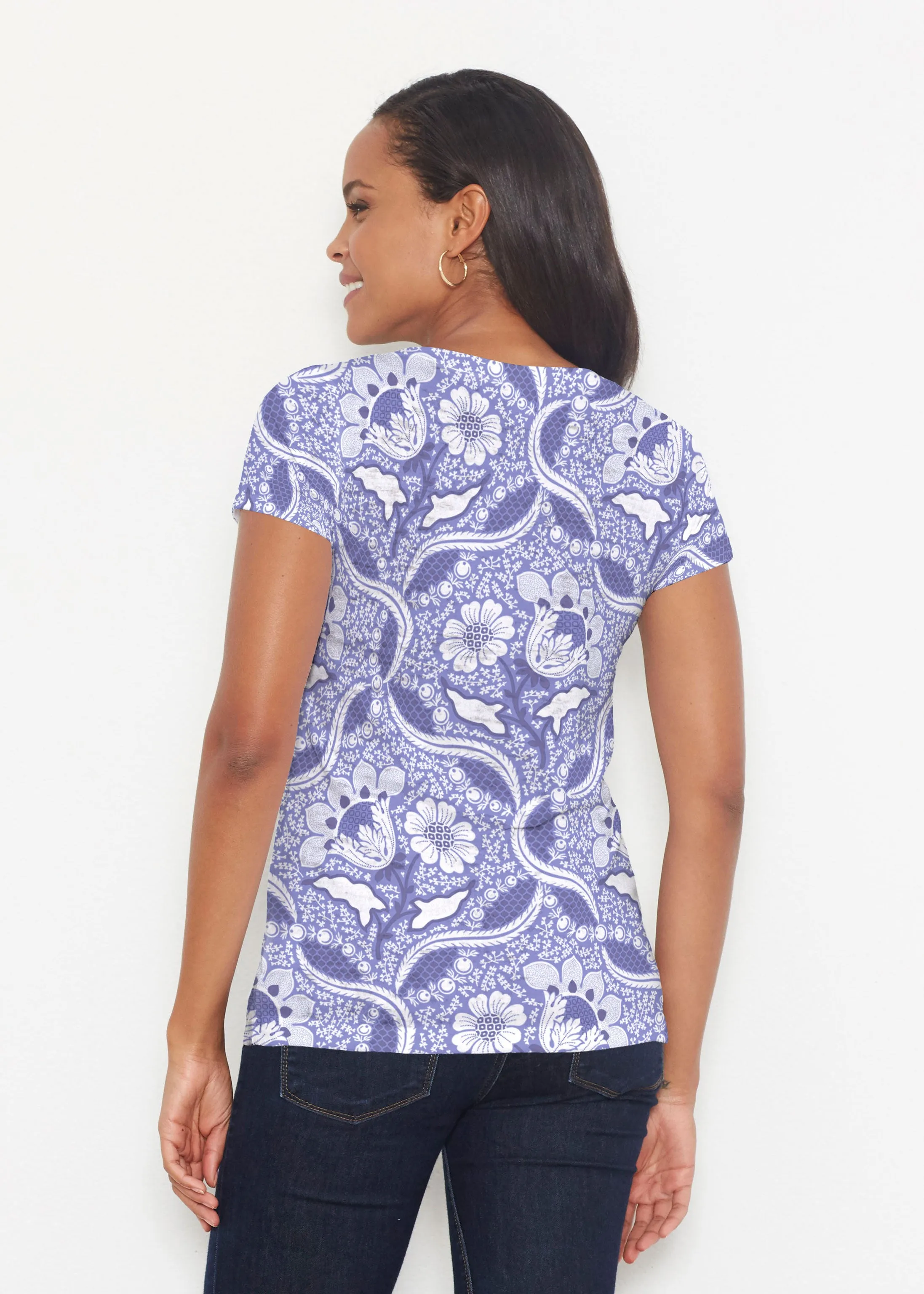 Braided Flower Navy (7917) ~ Short Sleeve Scoop Shirt