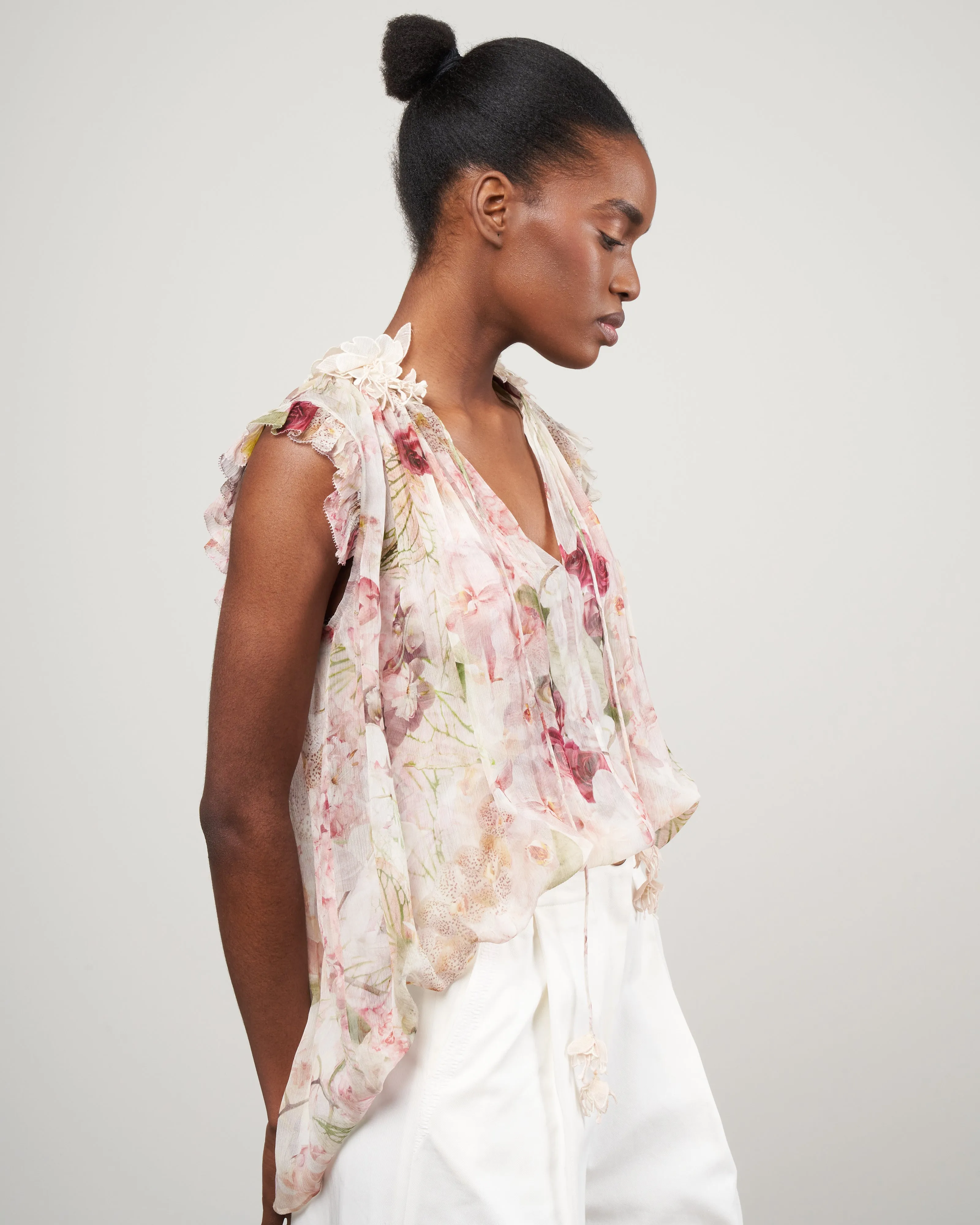 dancer flutter tank - alabaster garden floral