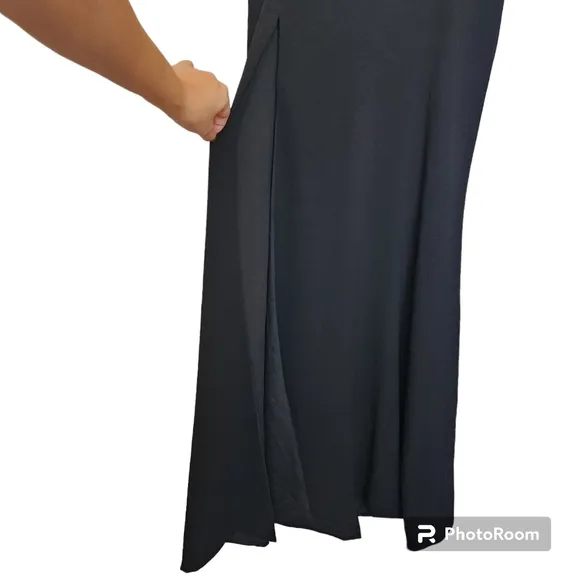DRESS THE POPULATION NWOT Mesh Embroidered Maxi Dress Small