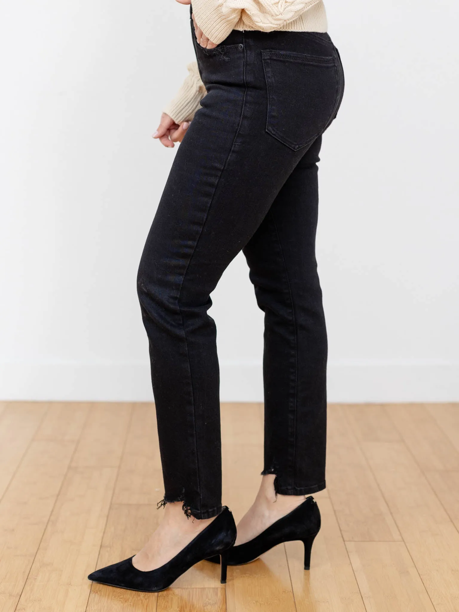 Good American Soft Tech Good Classic Slim Straight