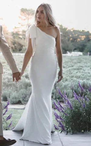 Greek Mermaid One-shoulder Satin Wedding Dress With Open Back And Bow-716611