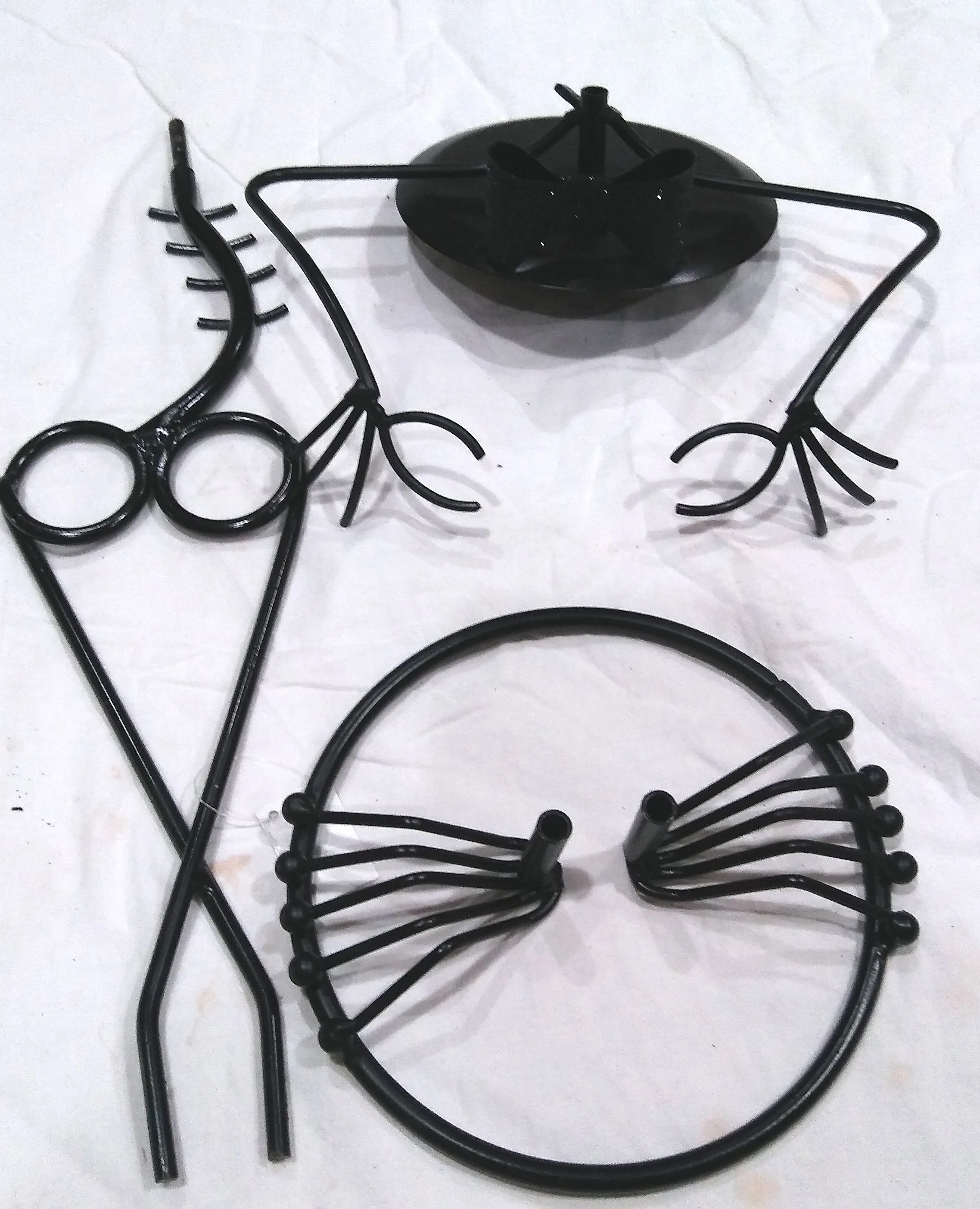 MAN SKELETON CANDLE HOLDER