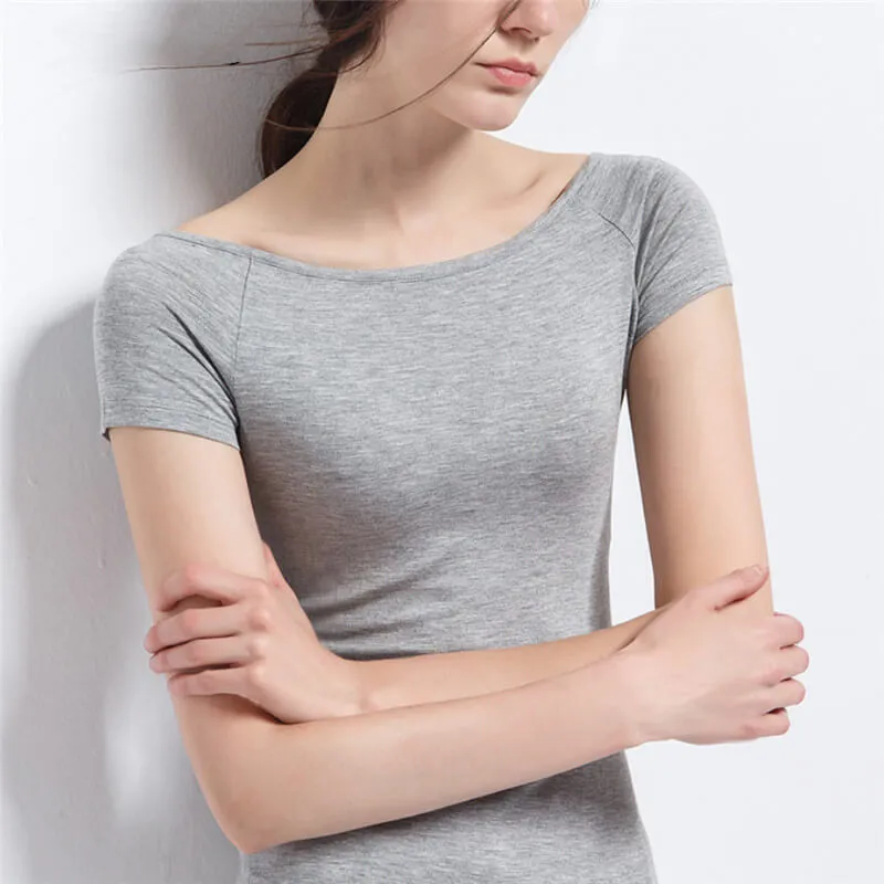 Model Slim T-Shirt