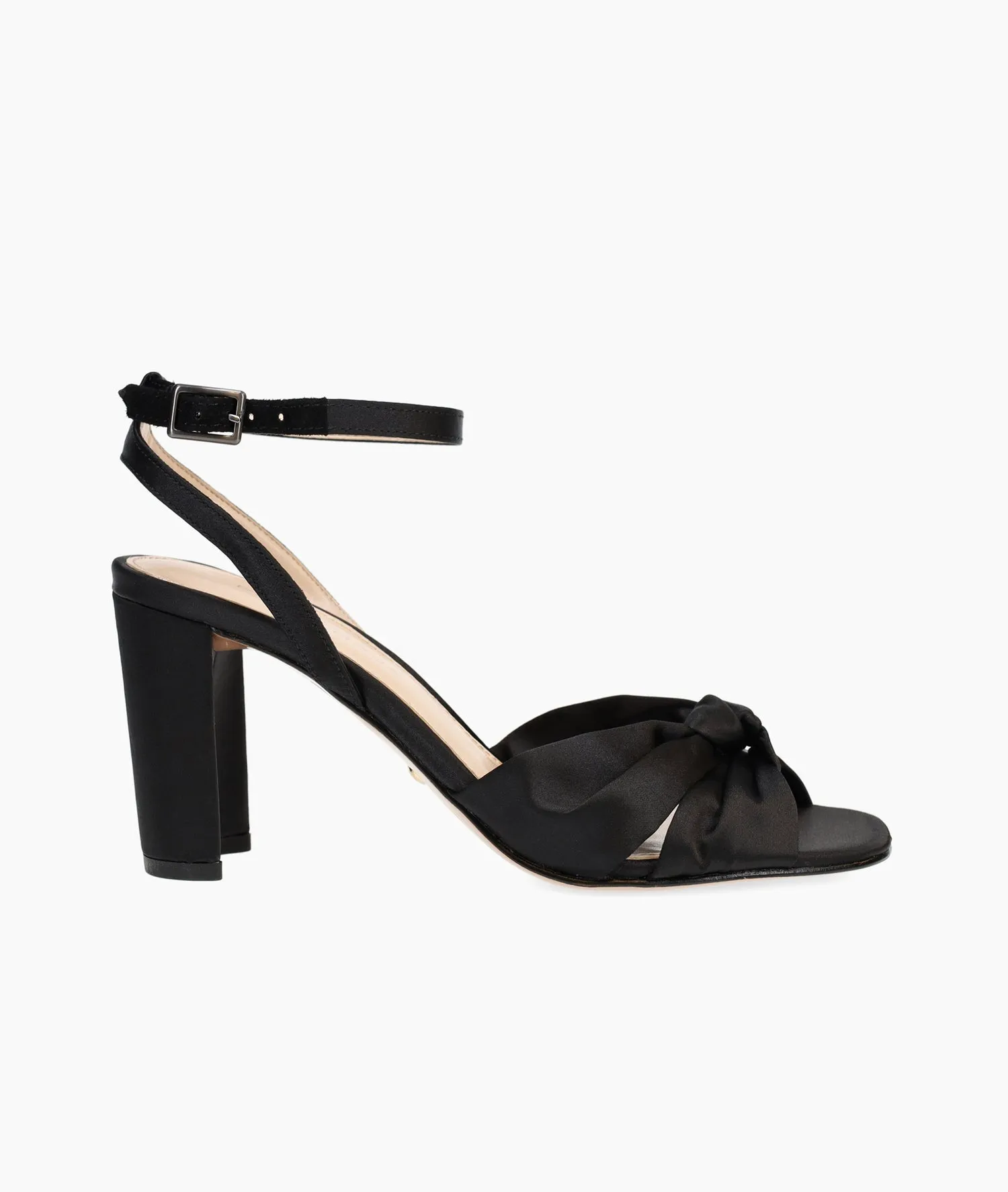 Nikia | Black