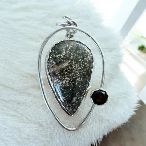 Ocean Jasper & Garnet Solid 925 Sterling Silver Pendant