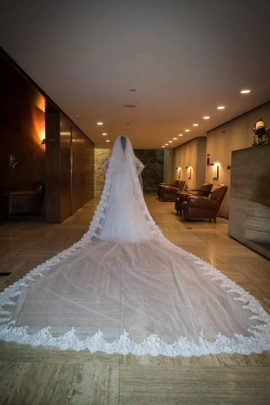 One Layer Long Wedding Veil with Lace Edge
