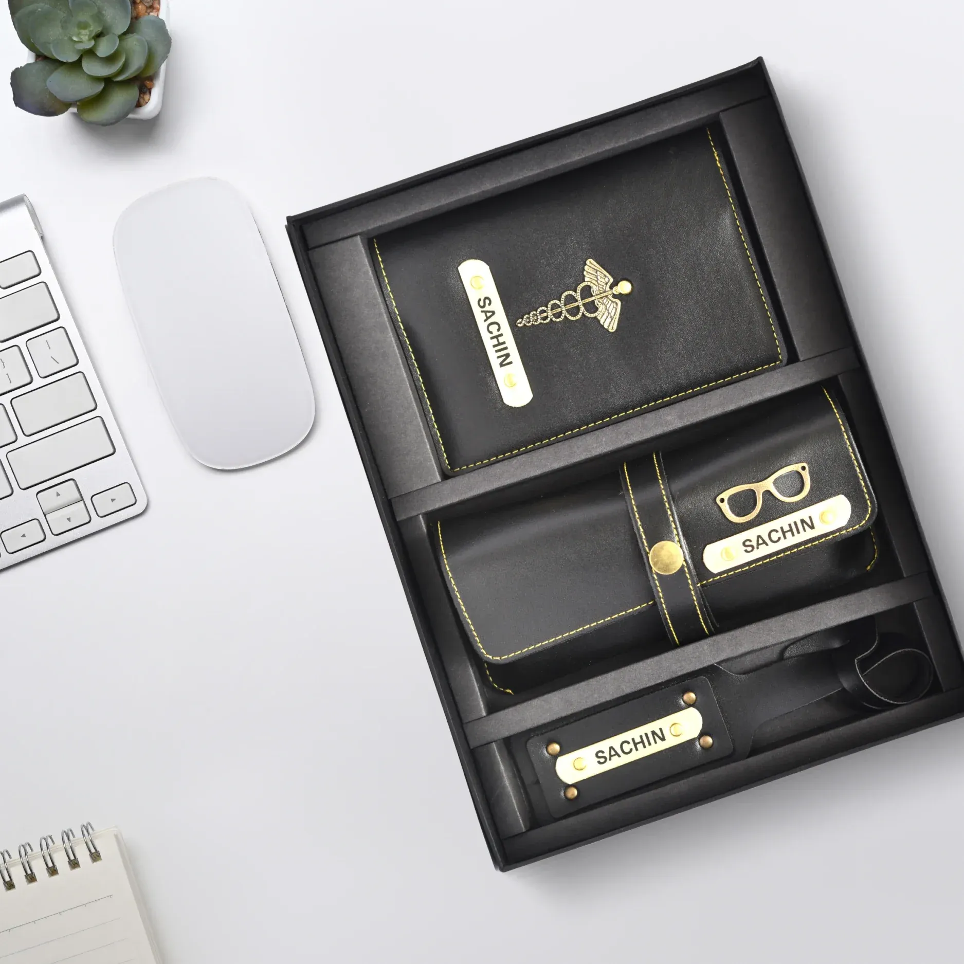 Personalized Frequent Traveller Combo (3 pcs) - Black