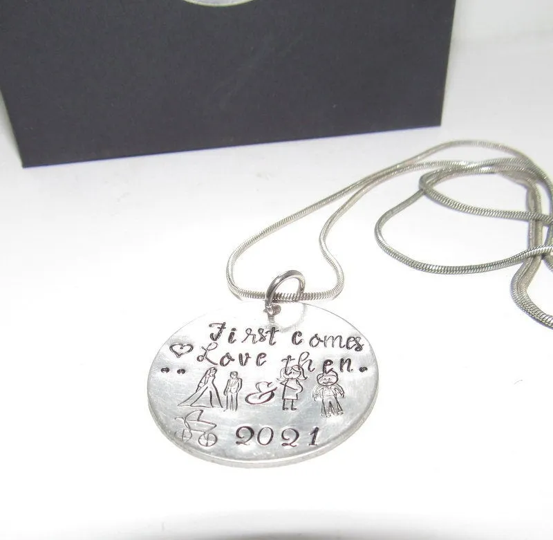 pregnancy's announcement gift, mom to be necklace, stamped necklace for mom, personalized baby announcement gift, baby shower gift