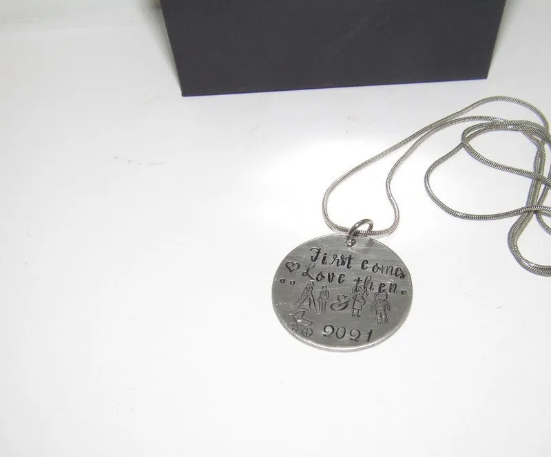 pregnancy's announcement gift, mom to be necklace, stamped necklace for mom, personalized baby announcement gift, baby shower gift