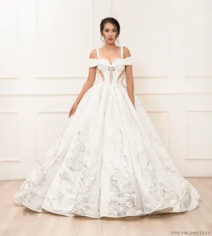 Princess Ball Gown Wedding Dress (#Esmée)