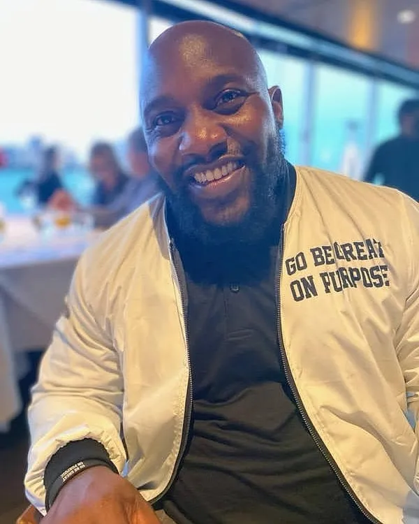 "Go Be Great On Purpose" Men's AOP Bomber Jacket