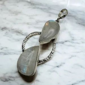 Rainbow Moonstone Solid 925 Sterling Silver Pendant