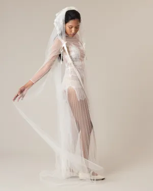 RTS.- PERLA EMBROIDERY BEADED SATIN TIES VEIL