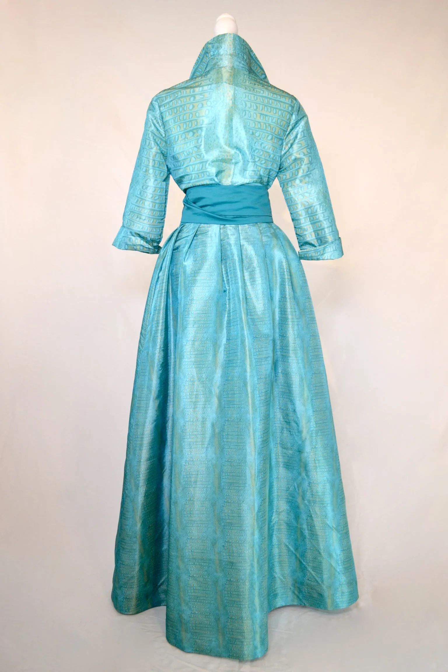 Taffeta Overskirt in Peacock Gator
