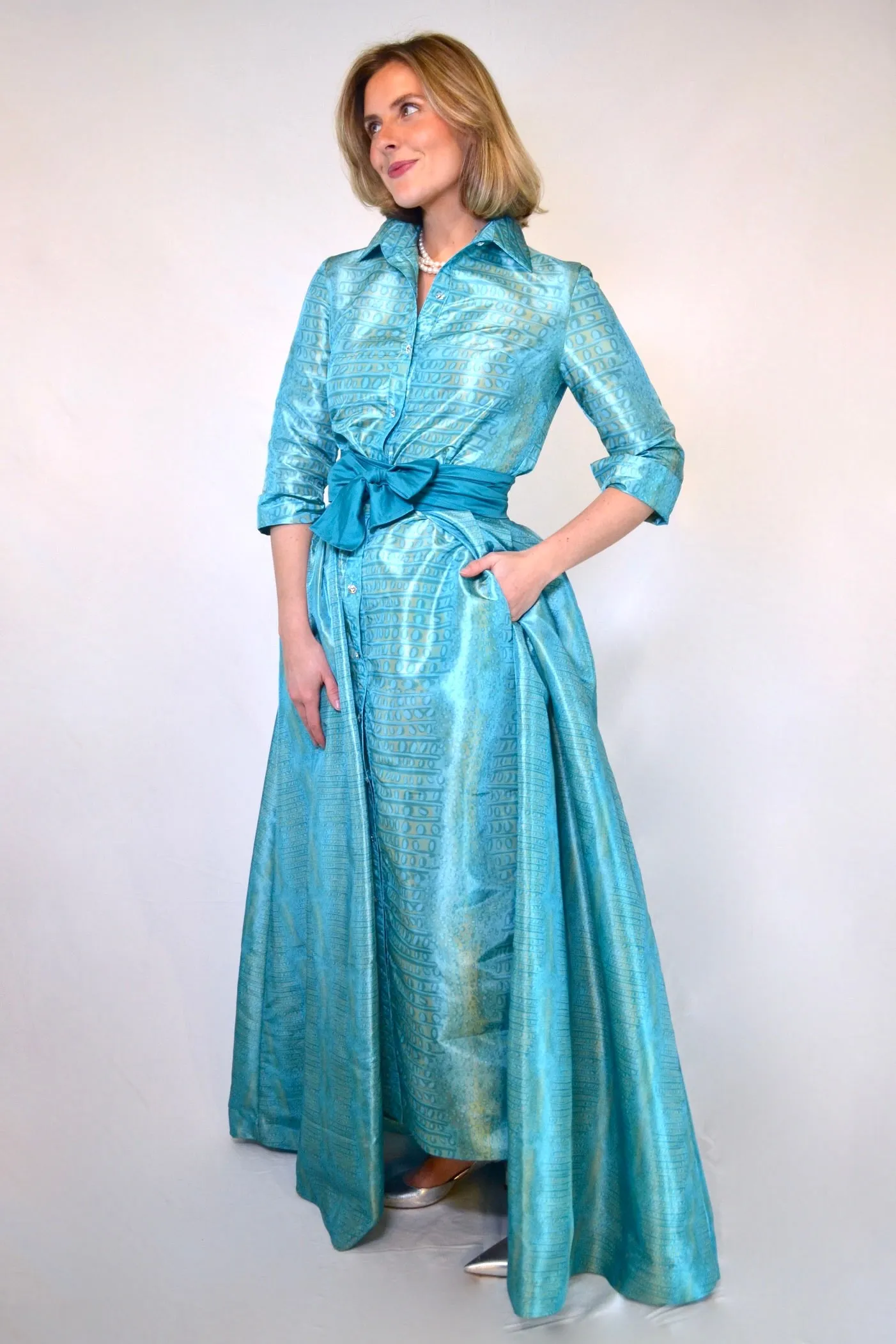 Taffeta Overskirt in Peacock Gator