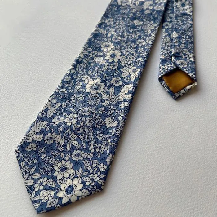 The Warwick Tie Pattern by Maven
