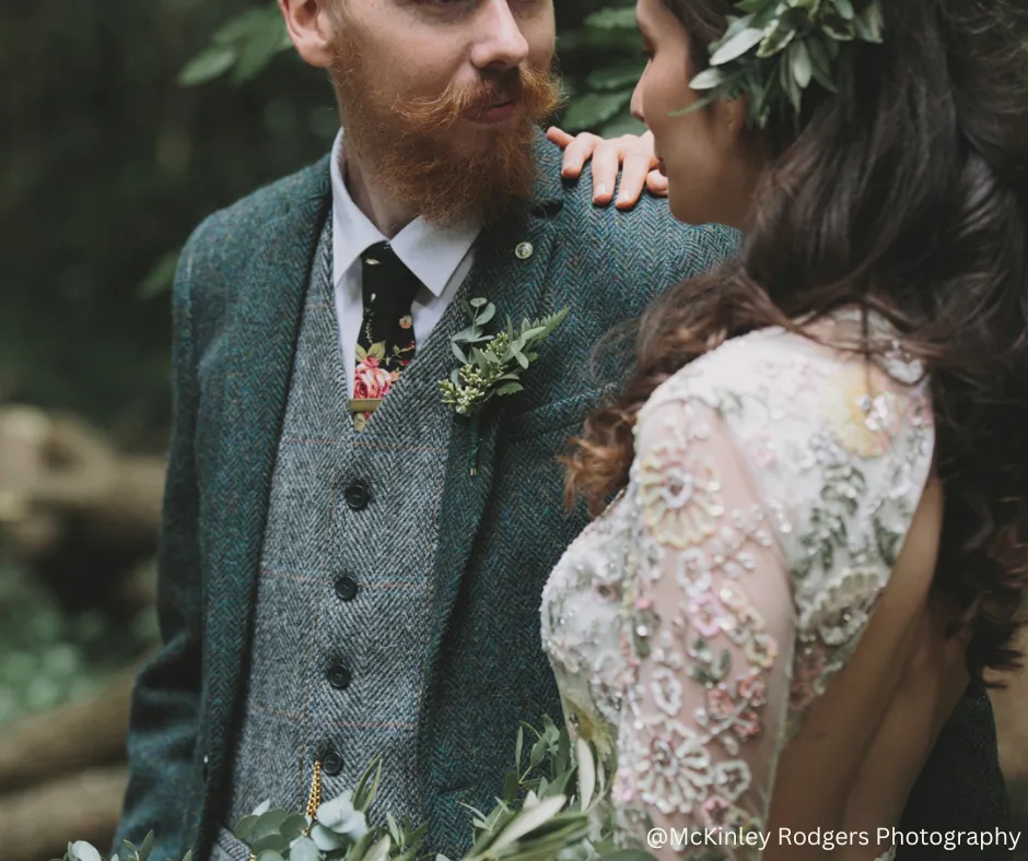 Vesper Black Floral Tie and Pocket Square Set