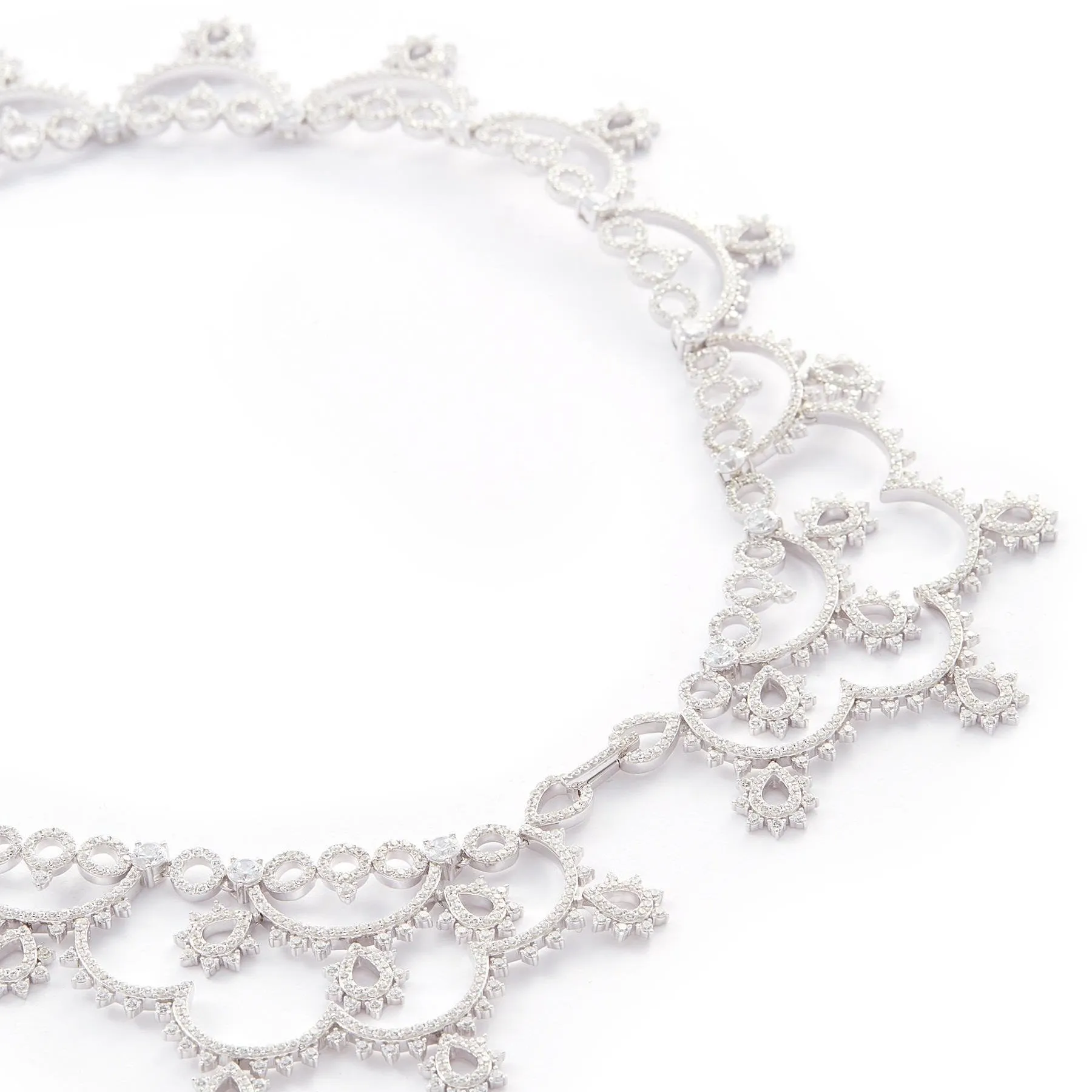 Wedding Court Lace Silver Necklace