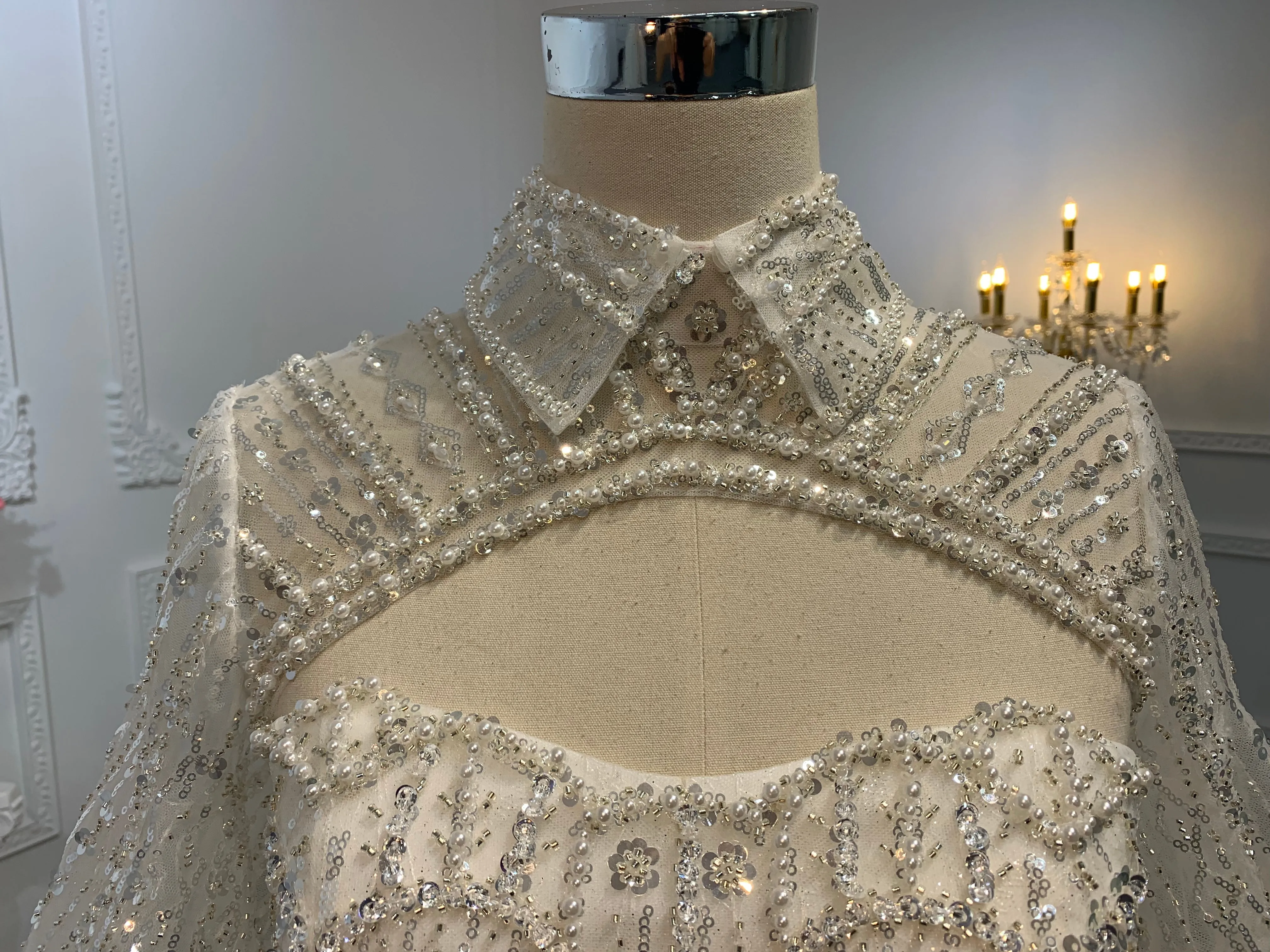 Z024-The Luxury Beading Ball Gown With Removable Decoration