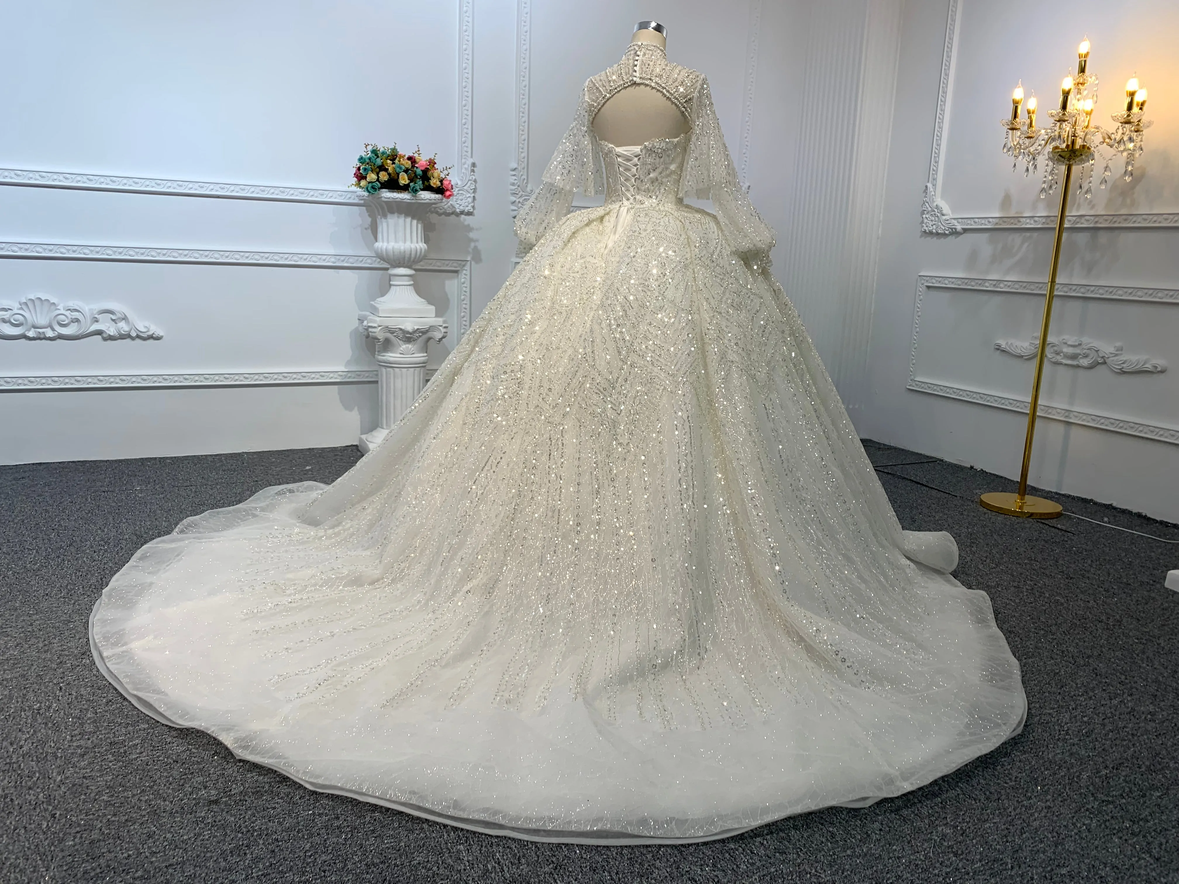 Z024-The Luxury Beading Ball Gown With Removable Decoration